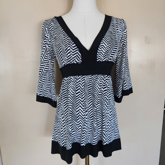 Black/White Chevron Babydoll Top, Women's S - Picture 2 of 9